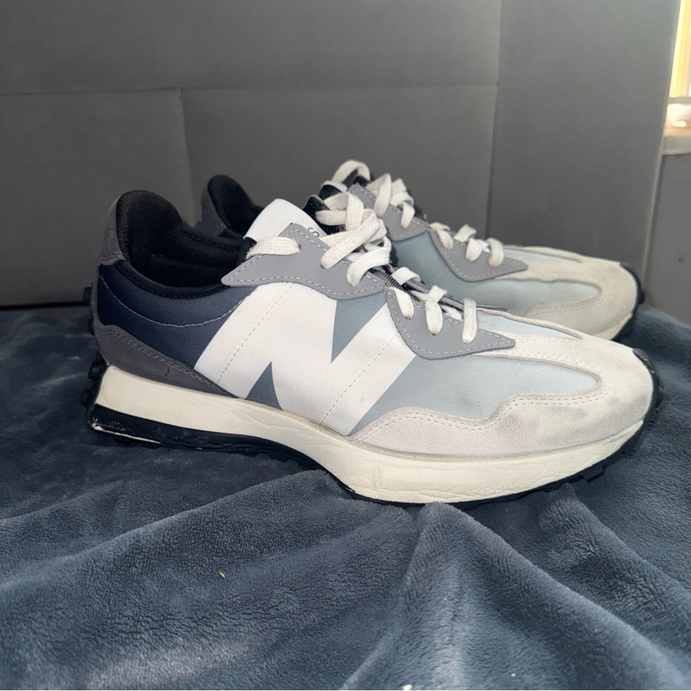 New Balance Men's Navy and White Sneakers